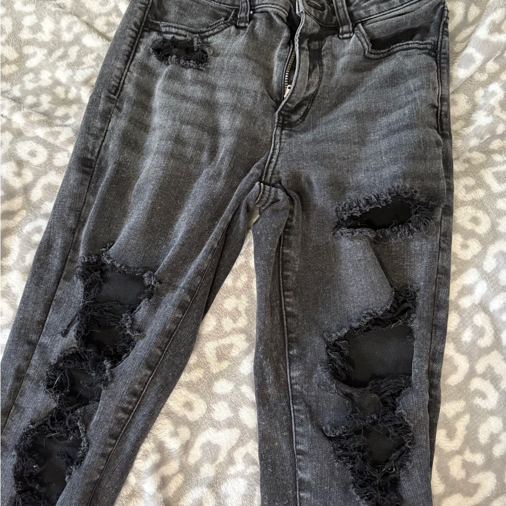 American Eagle Outfitters Black Distressed Skinny Jeans